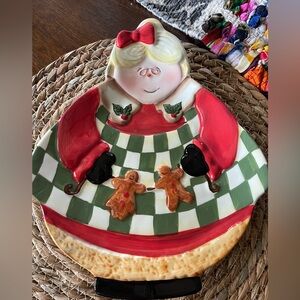 Becca Barton Certified Ceramic Mrs Claus Christmas Holiday Cookie Plate